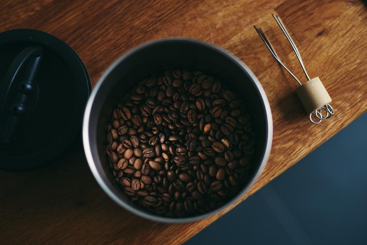 How Long do Coffee Beans Last? Storing Coffee Beans Properly